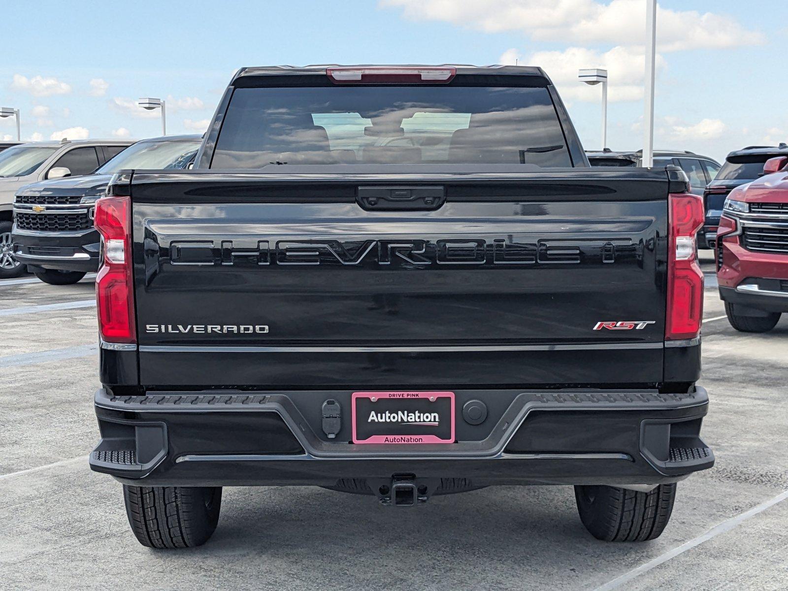 2025 Chevrolet Silverado 1500 Vehicle Photo in MIAMI, FL 33172-3015