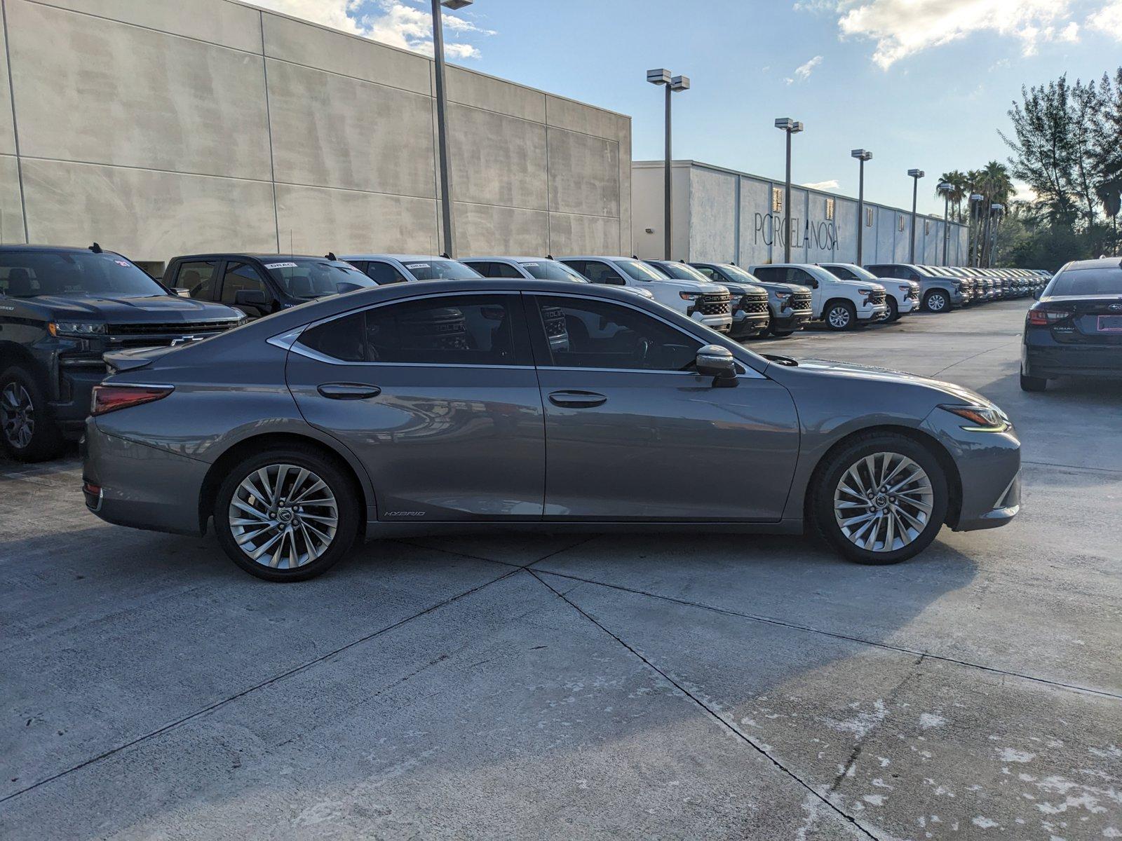 2019 Lexus ES Vehicle Photo in MIAMI, FL 33172-3015