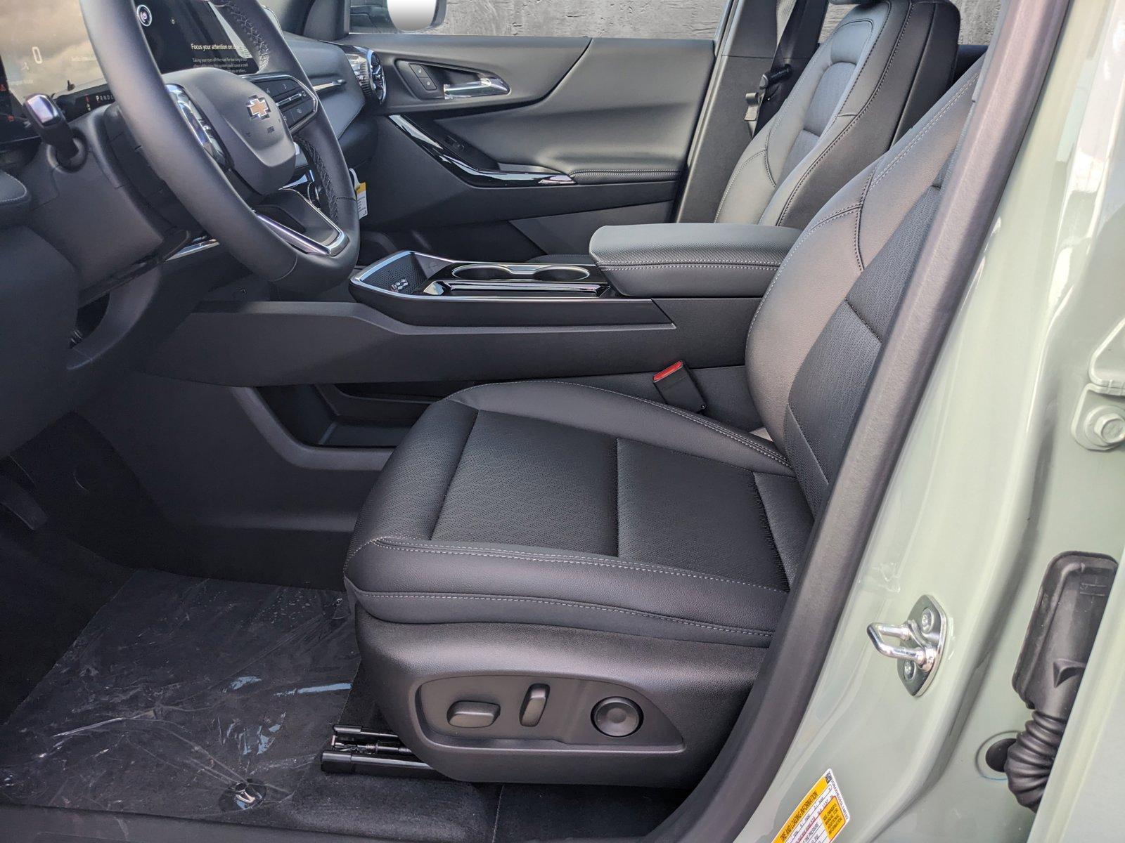 2025 Chevrolet Equinox Vehicle Photo in MIAMI, FL 33172-3015