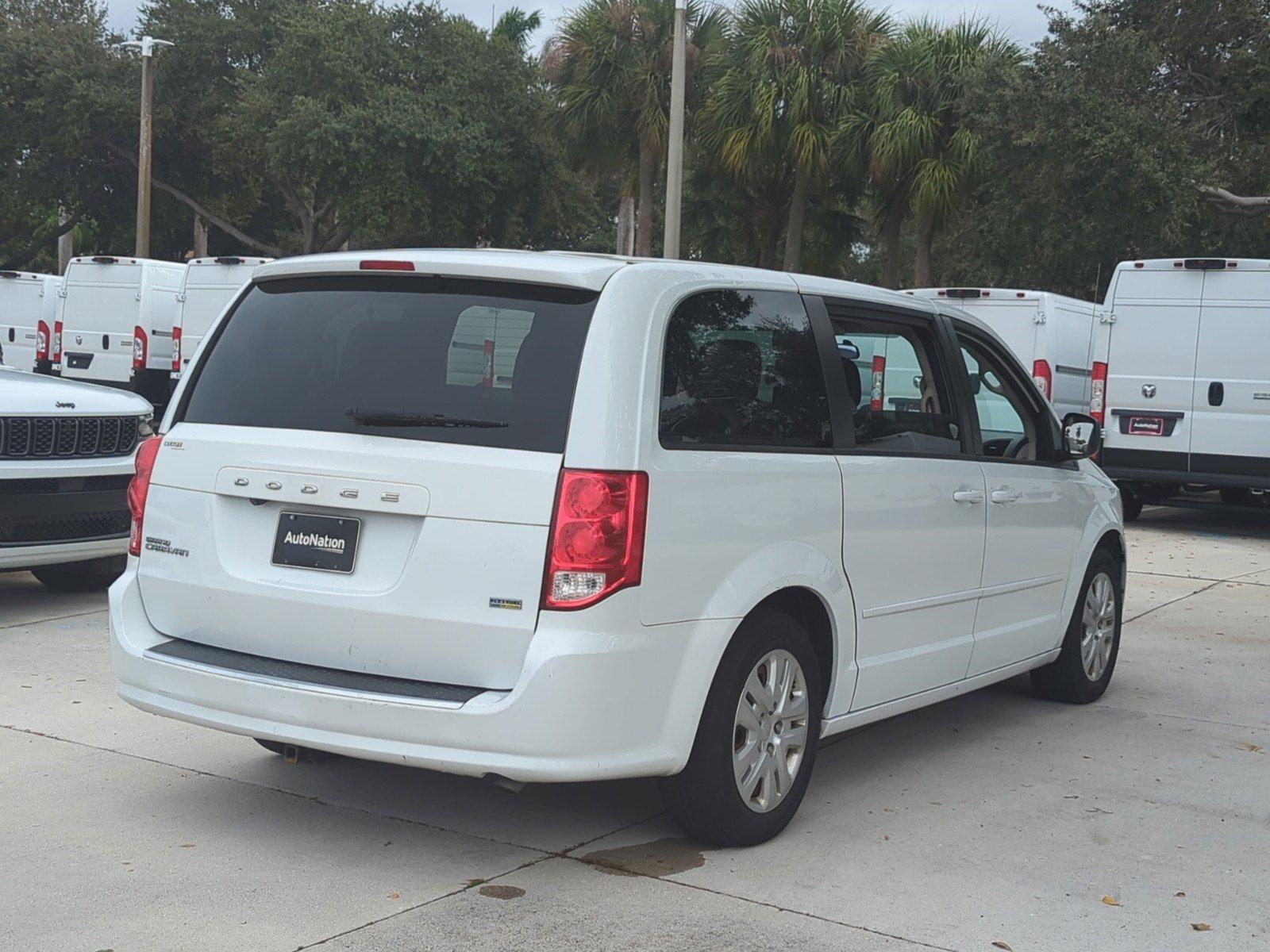 2017 Dodge Grand Caravan Vehicle Photo in Pembroke Pines, FL 33027