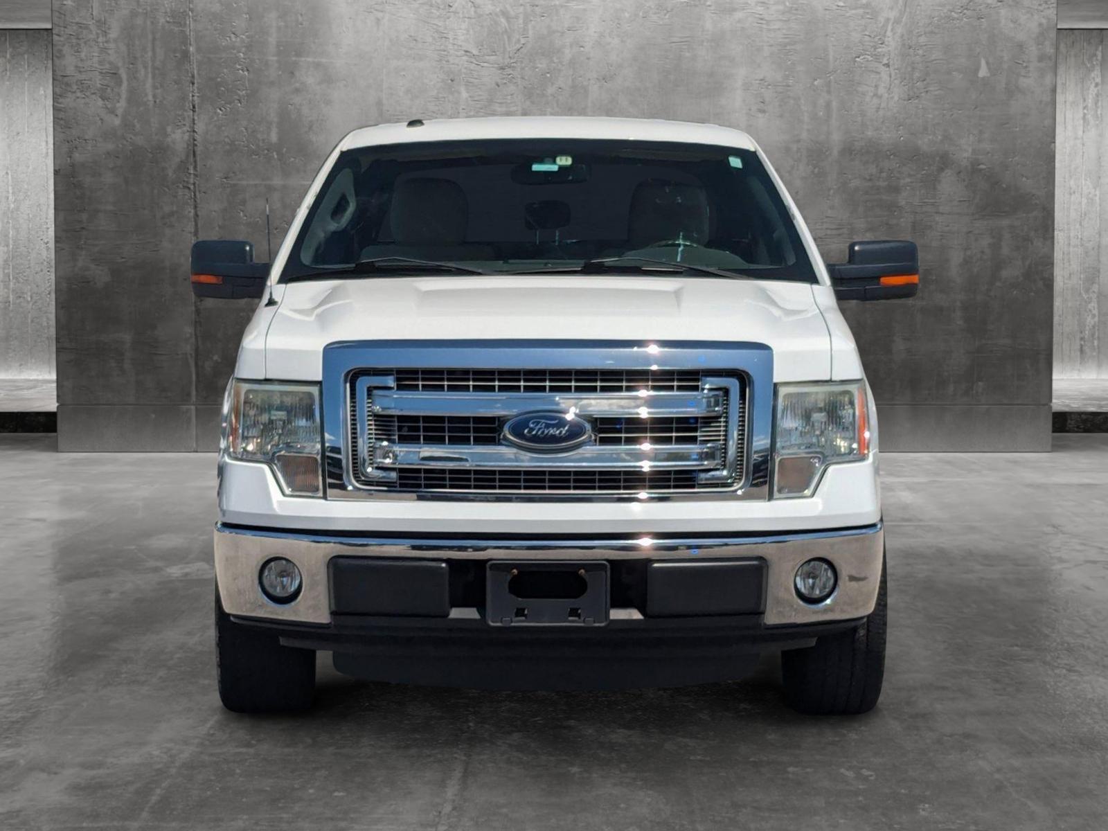 2013 Ford F-150 Vehicle Photo in St. Petersburg, FL 33713