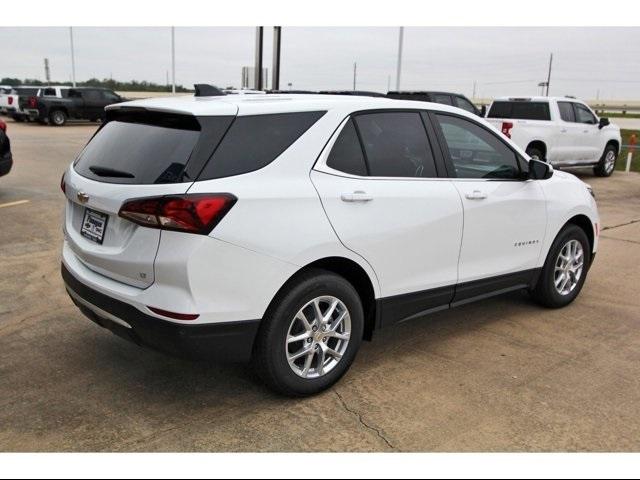 2024 Chevrolet Equinox Vehicle Photo in ROSENBERG, TX 77471-5675