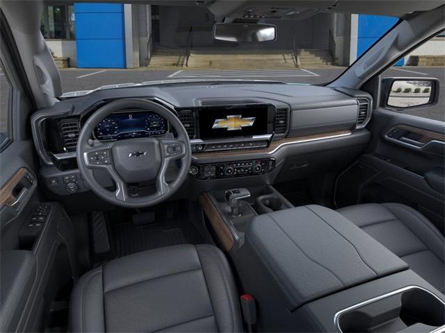 2025 Chevrolet Silverado 1500 Vehicle Photo in GRAND BLANC, MI 48439-8139