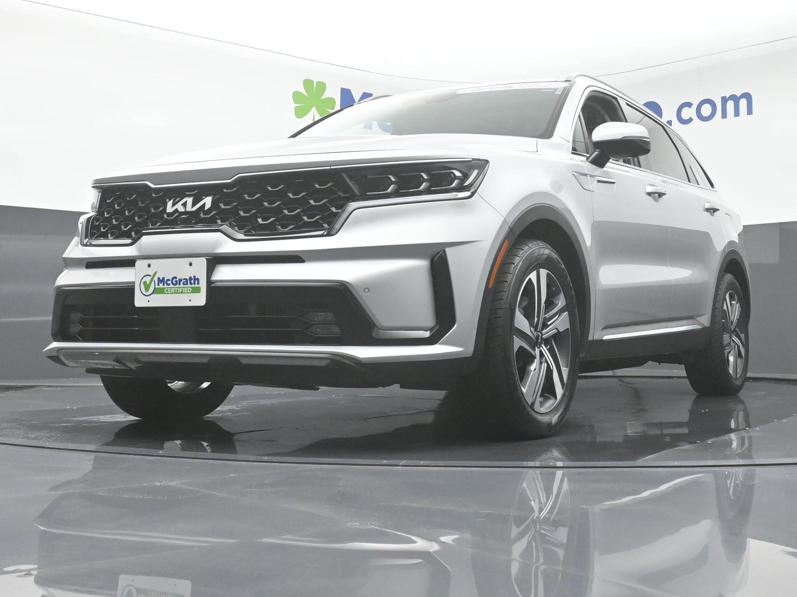 2022 Kia Sorento Plug-In Hybrid Vehicle Photo in Cedar Rapids, IA 52402