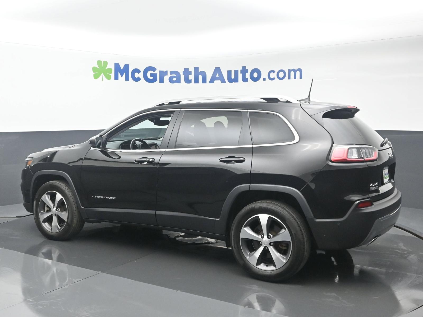 2021 Jeep Cherokee Vehicle Photo in Cedar Rapids, IA 52402