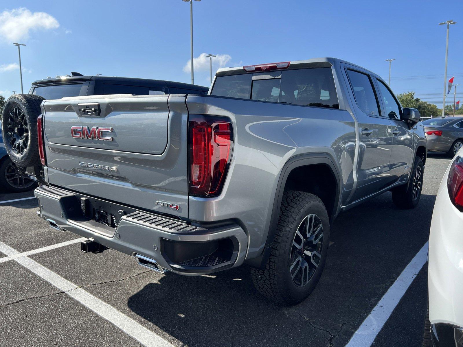 2025 GMC Sierra 1500 Vehicle Photo in MONROE, NC 28110-8431