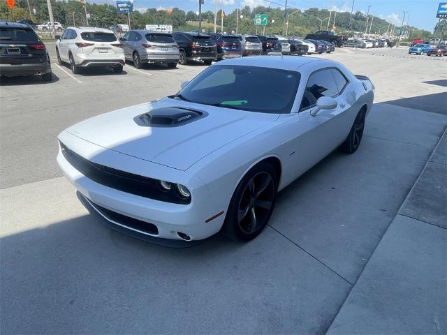 2016 Dodge Challenger Vehicle Photo in ALCOA, TN 37701-3235