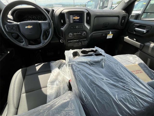 2024 Chevrolet Silverado 2500 HD Vehicle Photo in ALCOA, TN 37701-3235