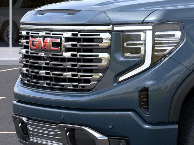 2025 GMC Sierra 1500 Vehicle Photo in LEOMINSTER, MA 01453-2952