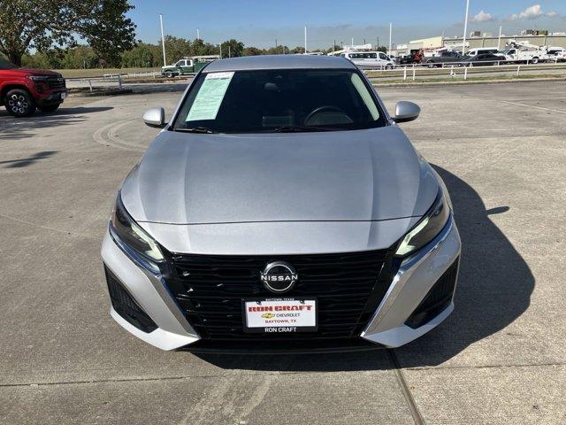 Used 2023 Nissan Altima SV with VIN 1N4BL4DV1PN398545 for sale in Baytown, TX