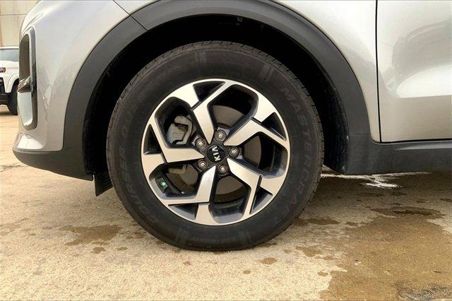 2021 Kia Sportage Vehicle Photo in TOPEKA, KS 66609-0000