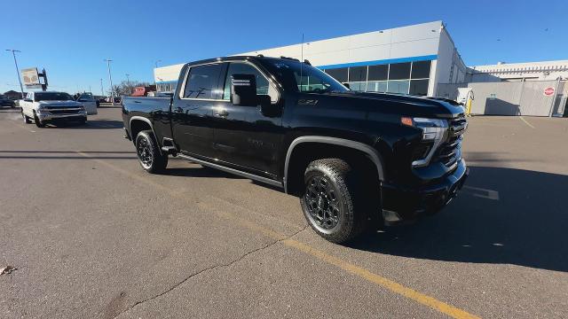 Used 2024 Chevrolet Silverado 3500HD LTZ with VIN 2GC4YUEY0R1171591 for sale in Saint Cloud, Minnesota