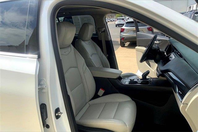 2023 Cadillac XT4 Vehicle Photo in TOPEKA, KS 66609-0000