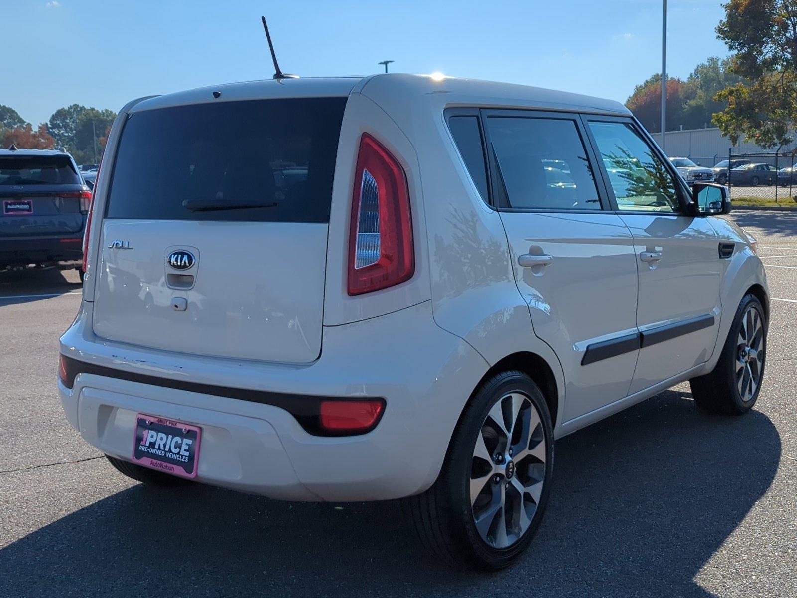 2013 Kia Soul Vehicle Photo in Memphis, TN 38133