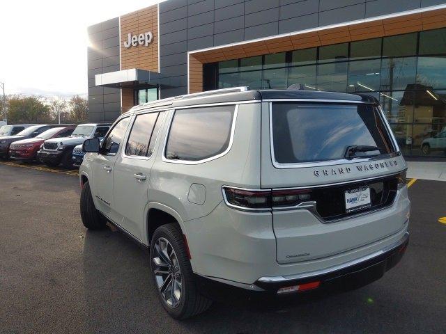 2022 Jeep Grand Wagoneer Vehicle Photo in Saint Charles, IL 60174