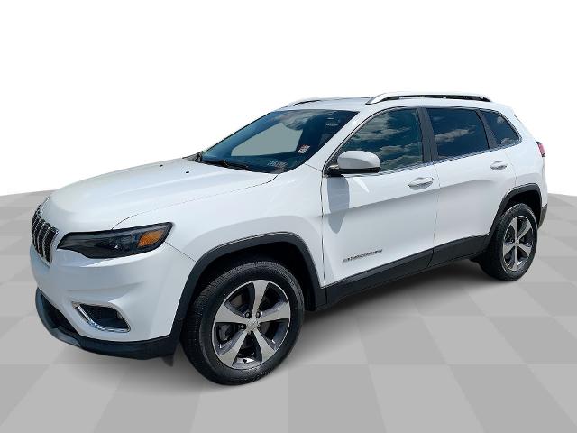 2019 Jeep Cherokee Vehicle Photo in MOON TOWNSHIP, PA 15108-2571