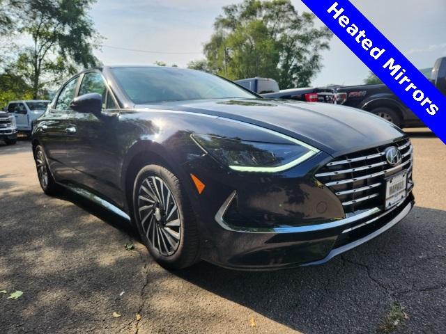 2023 Hyundai SONATA Hybrid Vehicle Photo in Mahwah, NJ 07430-1343