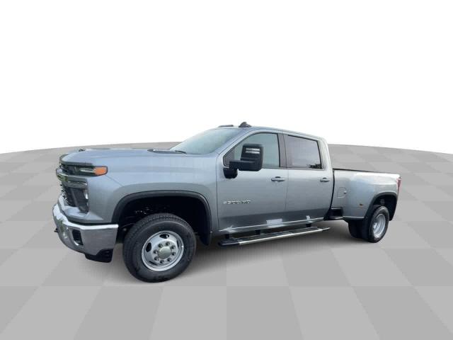 2025 Chevrolet Silverado 3500 HD Vehicle Photo in THOMPSONTOWN, PA 17094-9014