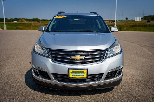 Used 2013 Chevrolet Traverse 1LT with VIN 1GNKVGKD8DJ189328 for sale in Willmar, Minnesota