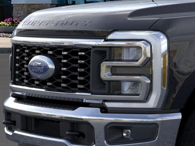 2024 Ford Super Duty F-350 DRW Vehicle Photo in Weatherford, TX 76087-8771