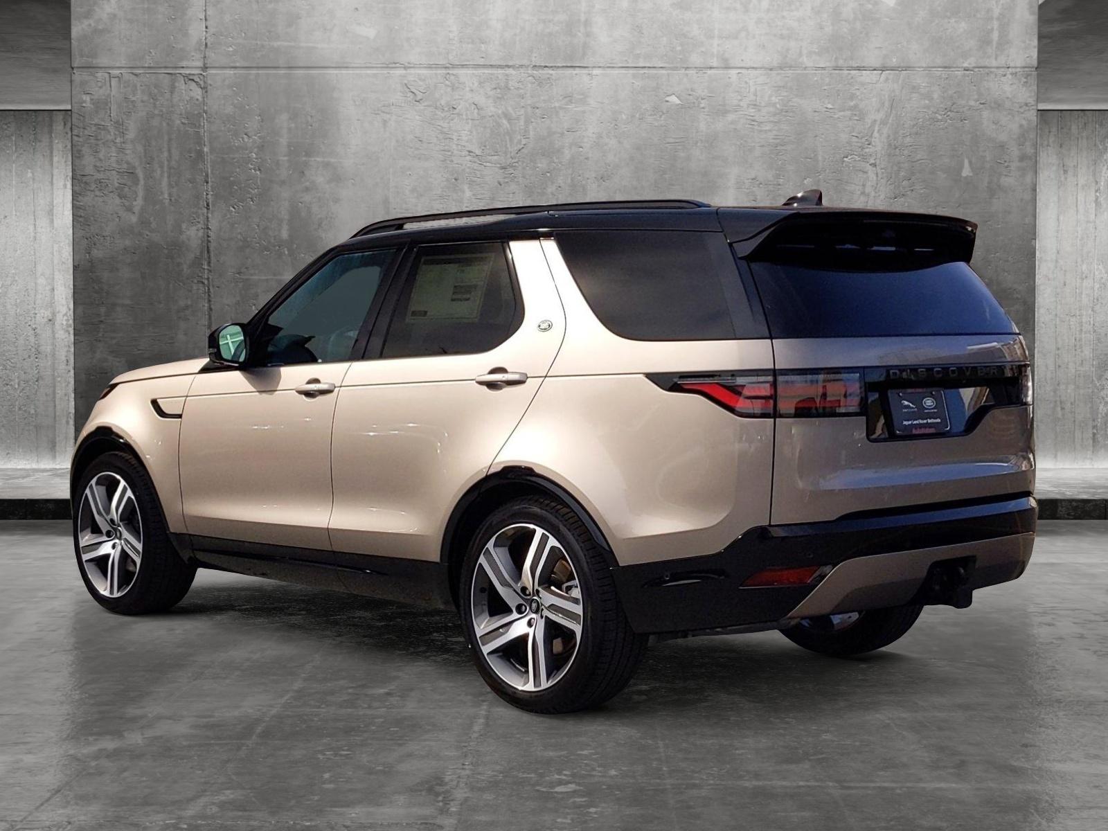 2024 Land Rover Discovery Vehicle Photo in Bethesda, MD 20852