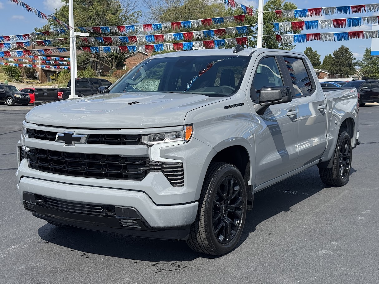 2024 Chevrolet Silverado 1500 Vehicle Photo in BOONVILLE, IN 47601-9633