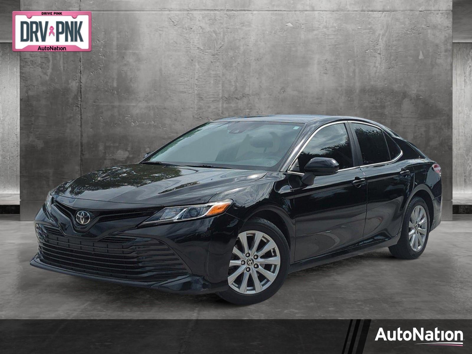 2020 Toyota Camry Vehicle Photo in Pembroke Pines, FL 33027