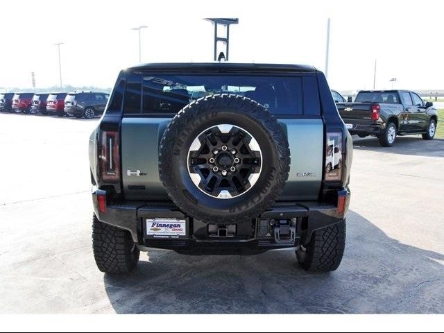 2024 GMC HUMMER EV SUV Vehicle Photo in ROSENBERG, TX 77471-5675