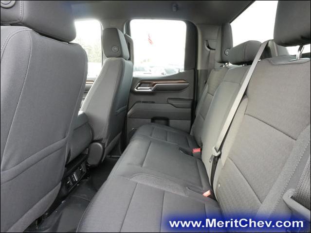 2025 Chevrolet Silverado 1500 Vehicle Photo in MAPLEWOOD, MN 55119-4794