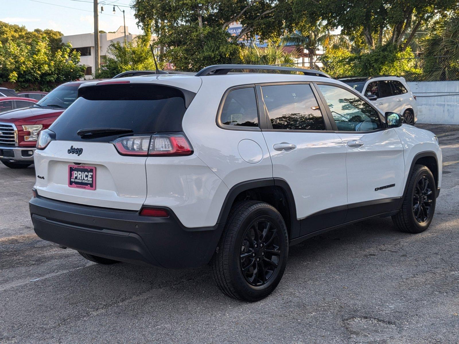 2023 Jeep Cherokee Vehicle Photo in Pembroke Pines, FL 33027