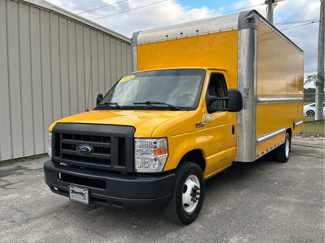 2019 Ford E-Series Cutaway Vehicle Photo in RED SPRINGS, NC 28377-1640