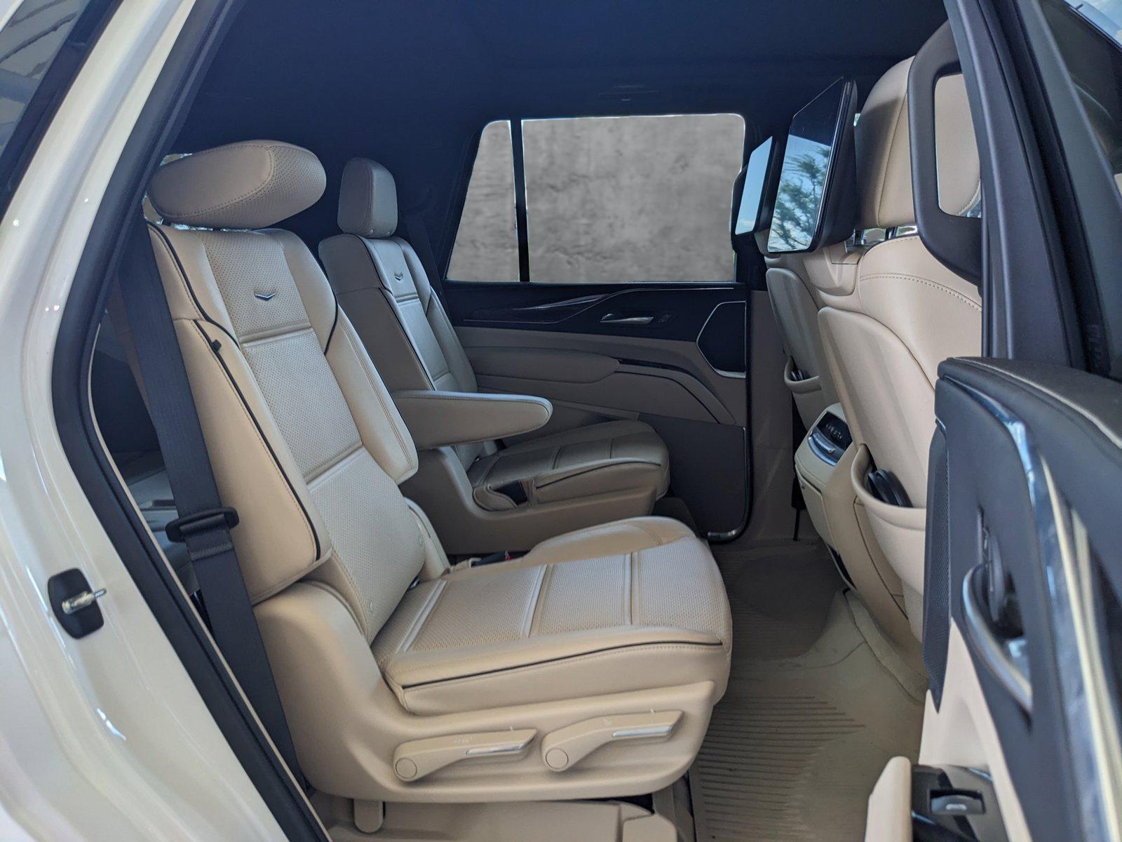 2021 Cadillac Escalade Vehicle Photo in HOUSTON, TX 77034-5009