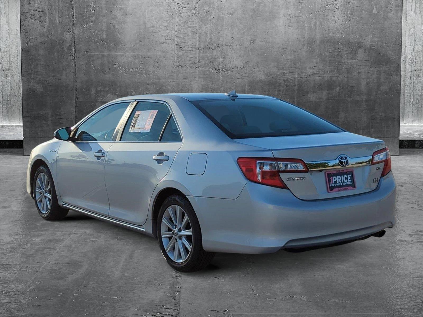 2014 Toyota Camry Hybrid Vehicle Photo in Margate, FL 33063