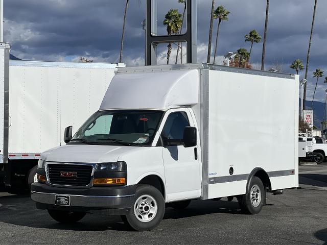 2023 GMC Savana Cutaway 3500 Vehicle Photo in PASADENA, CA 91107-3803