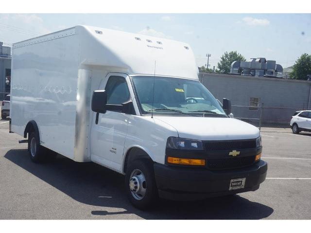 2023 Chevrolet Express Commercial Cutaway Vehicle Photo in ALCOA, TN 37701-3235