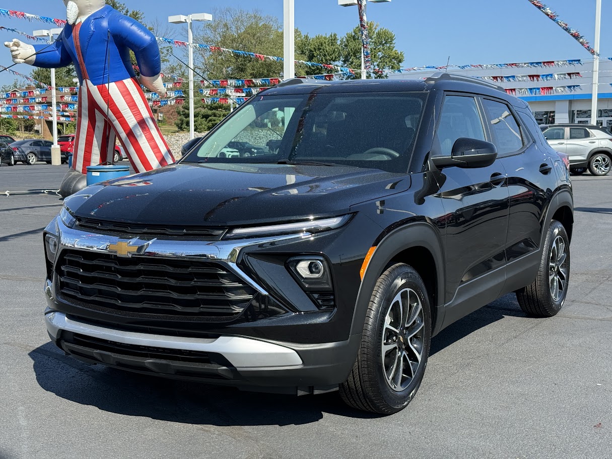 2025 Chevrolet Trailblazer Vehicle Photo in BOONVILLE, IN 47601-9633