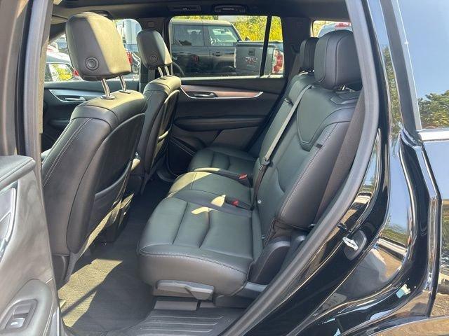 2022 Cadillac XT6 Vehicle Photo in MEDINA, OH 44256-9631