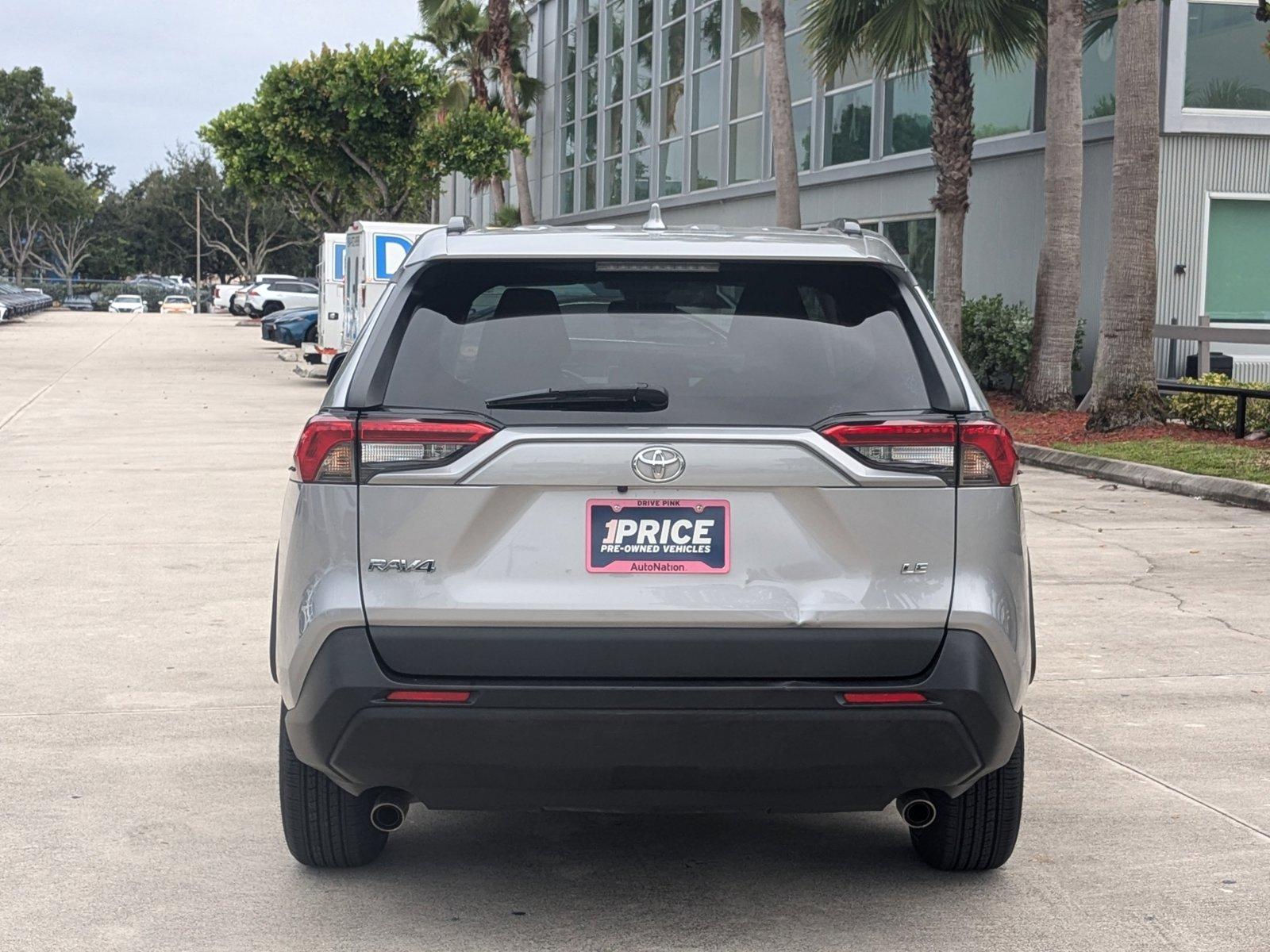 2021 Toyota RAV4 Vehicle Photo in Davie, FL 33331