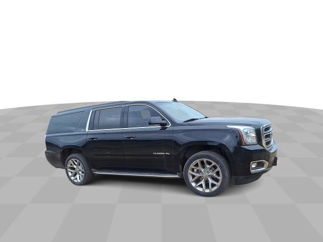 Used 2016 GMC Yukon XL SLT with VIN 1GKS2GKC0GR135931 for sale in Grand Rapids, MN