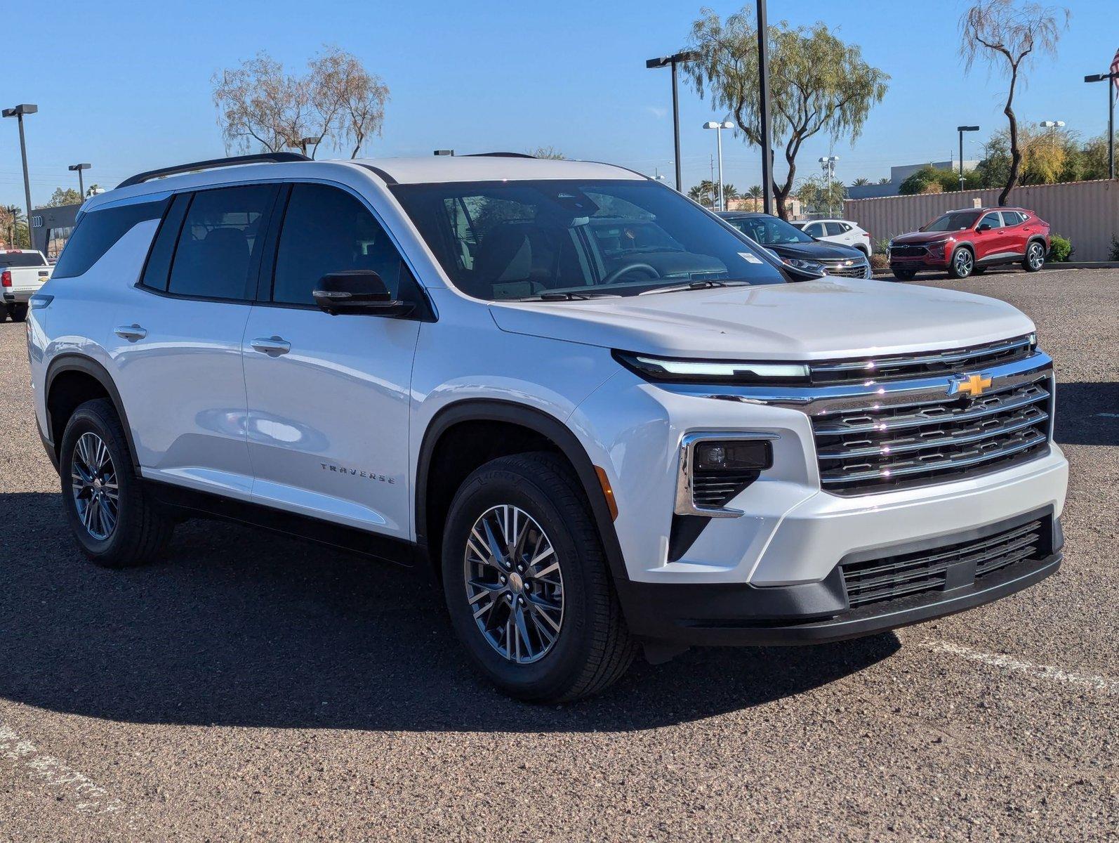 2024 Chevrolet Traverse Vehicle Photo in PEORIA, AZ 85382-3715