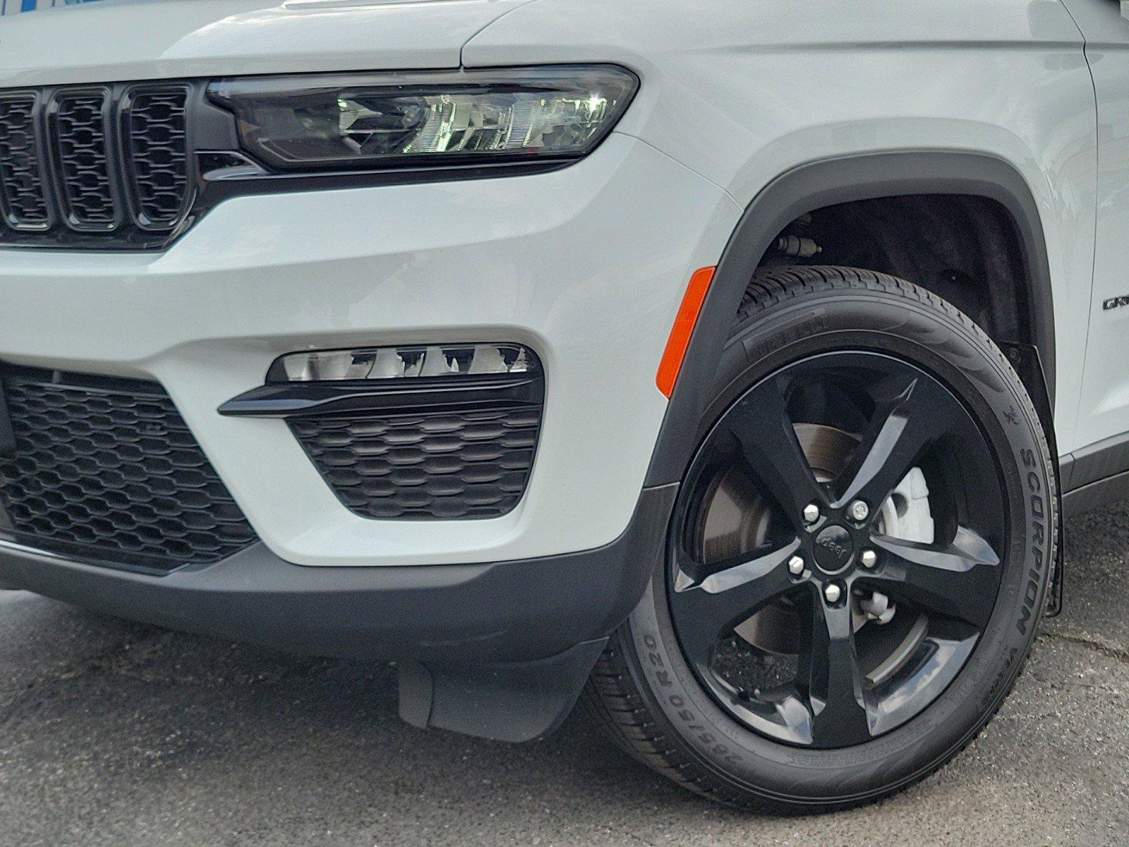 2023 Jeep Grand Cherokee Vehicle Photo in Plainfield, IL 60586