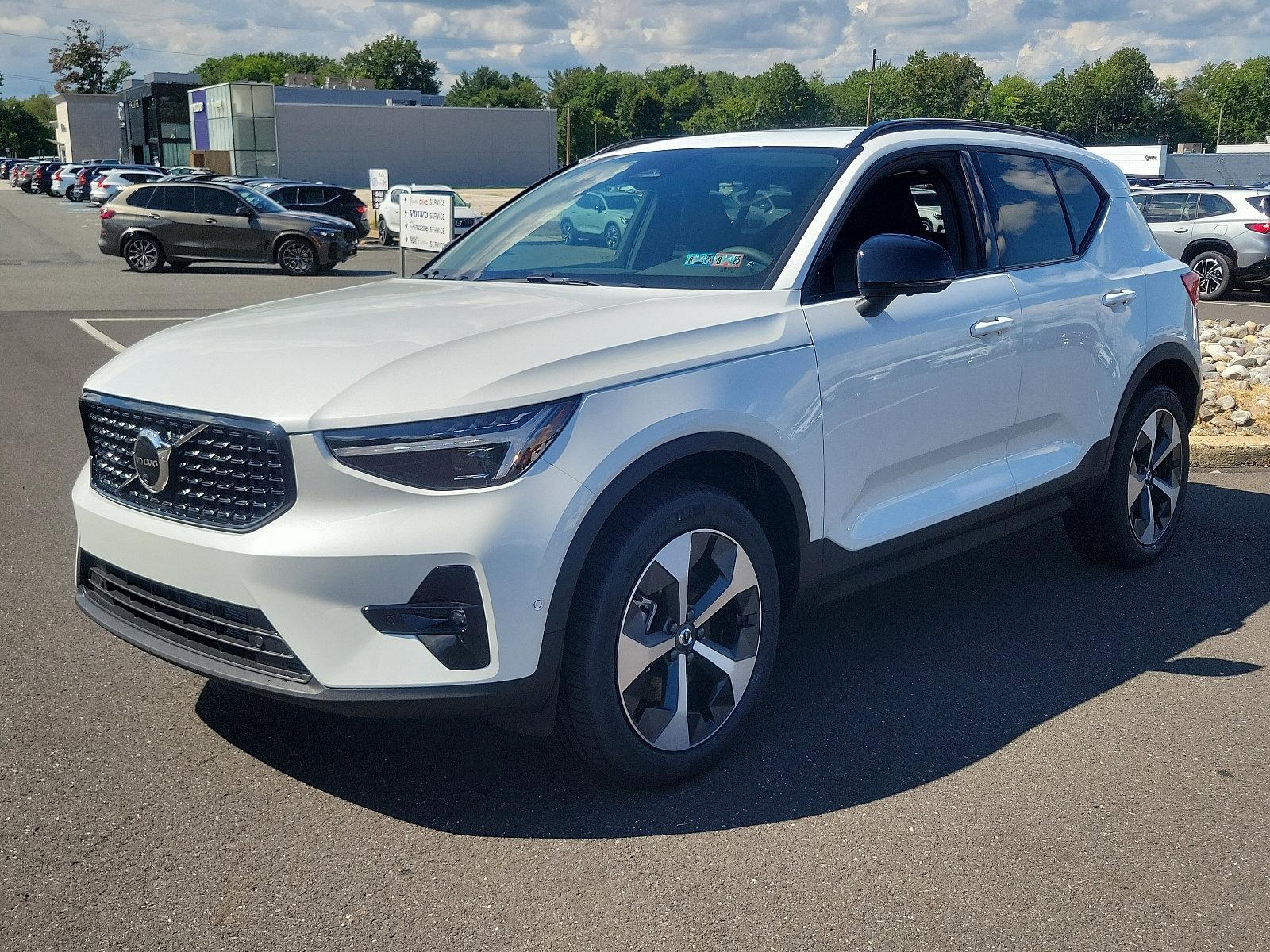 2025 Volvo XC40 Vehicle Photo in Trevose, PA 19053