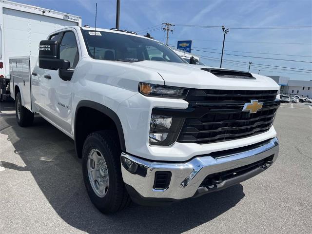 2024 Chevrolet Silverado 2500 HD Vehicle Photo in ALCOA, TN 37701-3235