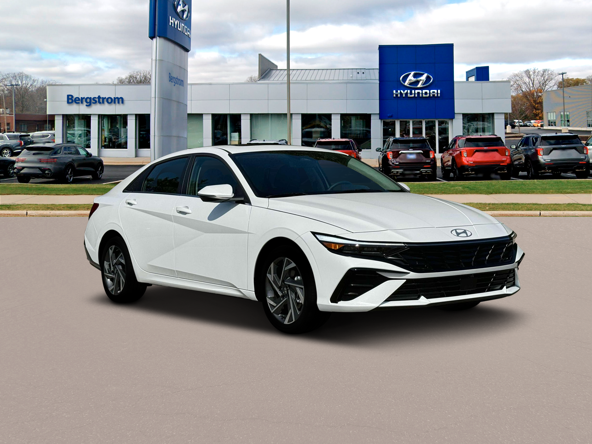 2025 Hyundai ELANTRA Hybrid Vehicle Photo in Green Bay, WI 54304