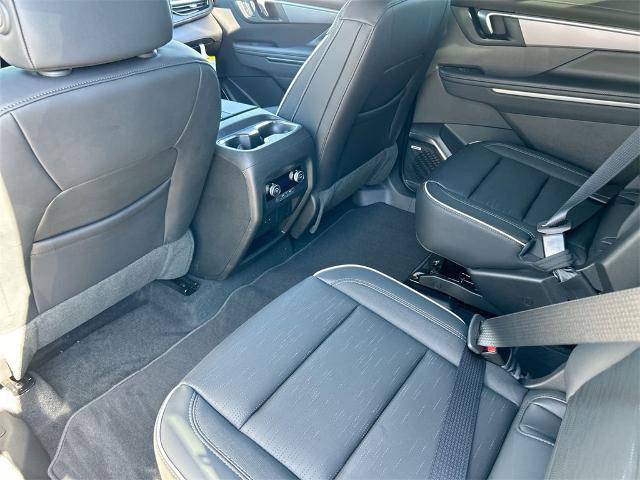 2025 Buick Enclave Vehicle Photo in GOODYEAR, AZ 85338-1310