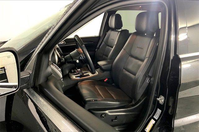 2017 Jeep Grand Cherokee Vehicle Photo in KANSAS CITY, MO 64114-4502