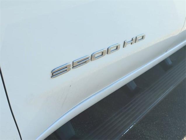 2021 GMC Sierra 3500 HD Vehicle Photo in PASADENA, CA 91107-3803