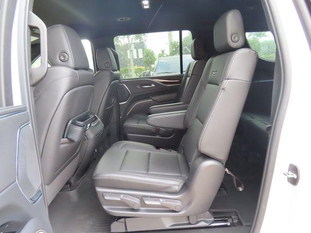 2022 Cadillac Escalade ESV Vehicle Photo in DELRAY BEACH, FL 33483-3294