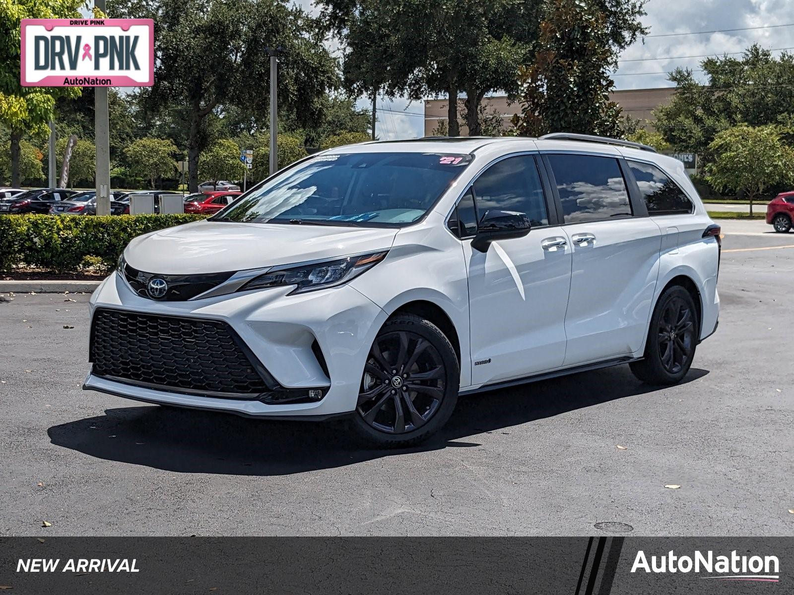 2021 Toyota Sienna Vehicle Photo in Sanford, FL 32771