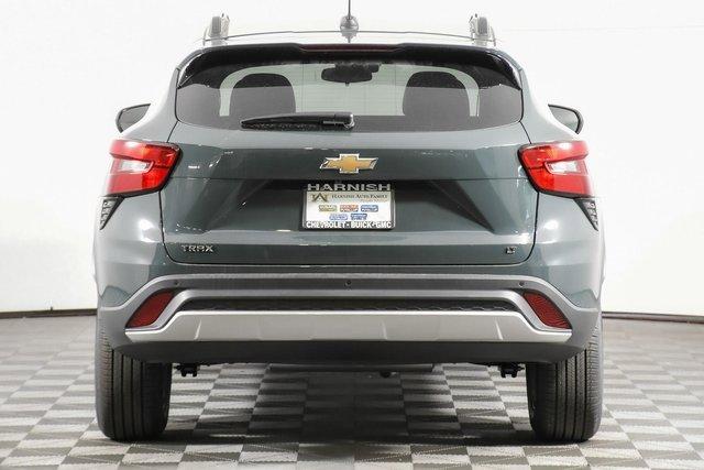 2025 Chevrolet Trax Vehicle Photo in PUYALLUP, WA 98371-4149